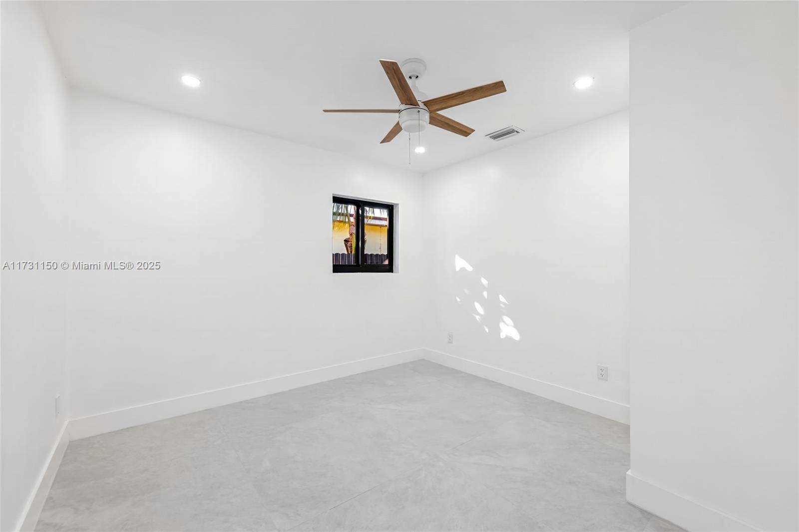 LAUDERDALE MANORS REVISED - Residential
