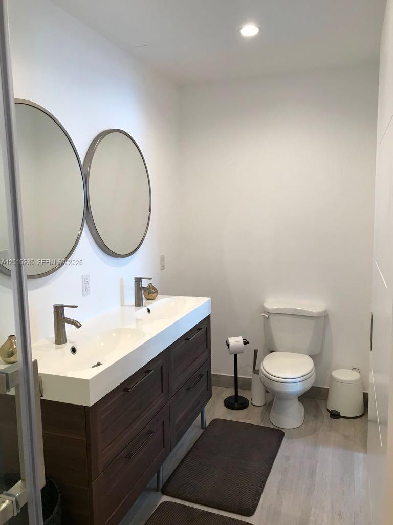 CRYSTAL HOUSE CONDO - Residential Lease
