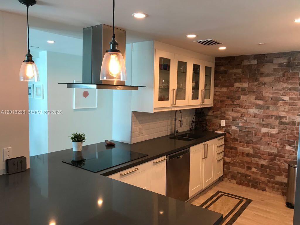 CRYSTAL HOUSE CONDO - Residential Lease