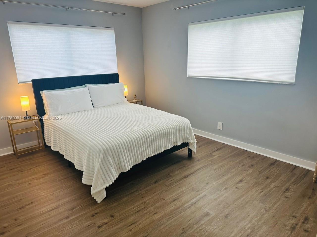 POMPANO WATERWAY ESTATES - Residential Lease