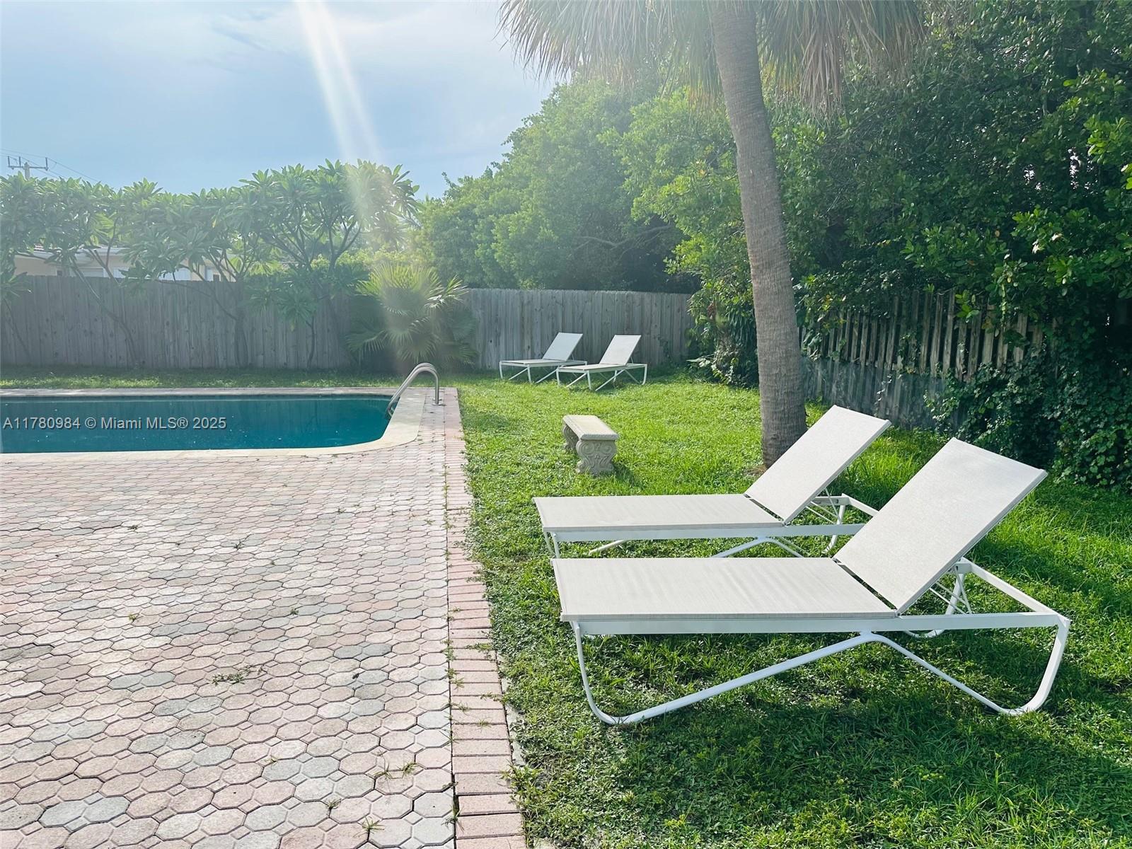 POMPANO WATERWAY ESTATES - Residential Lease