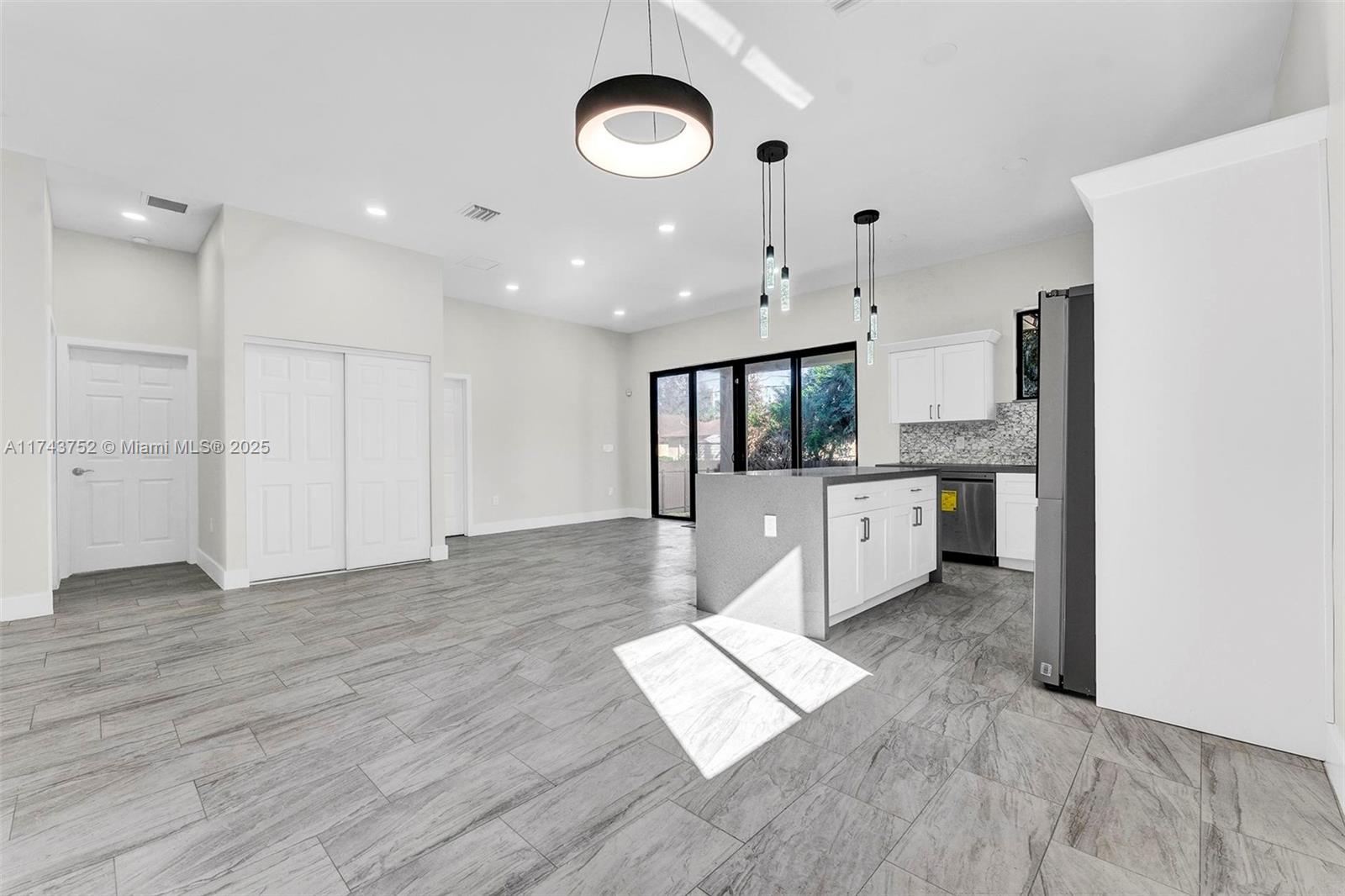 BROWARD PARK - Residential