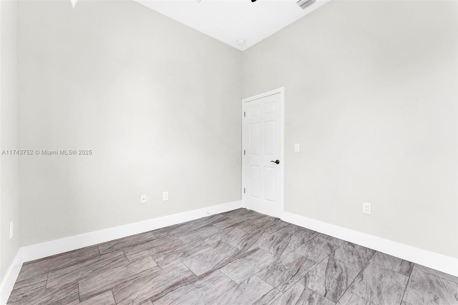 BROWARD PARK - Residential