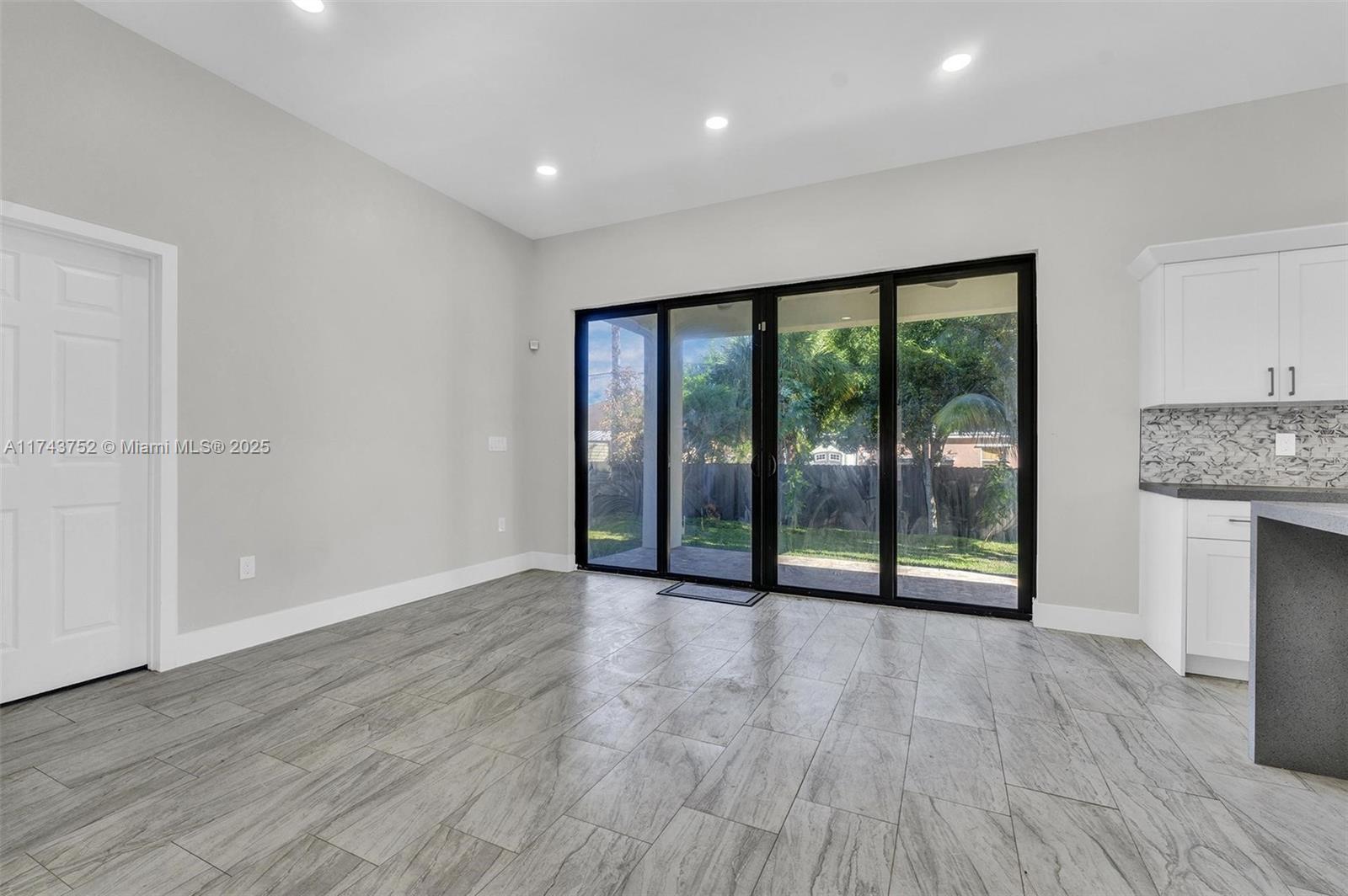 BROWARD PARK - Residential