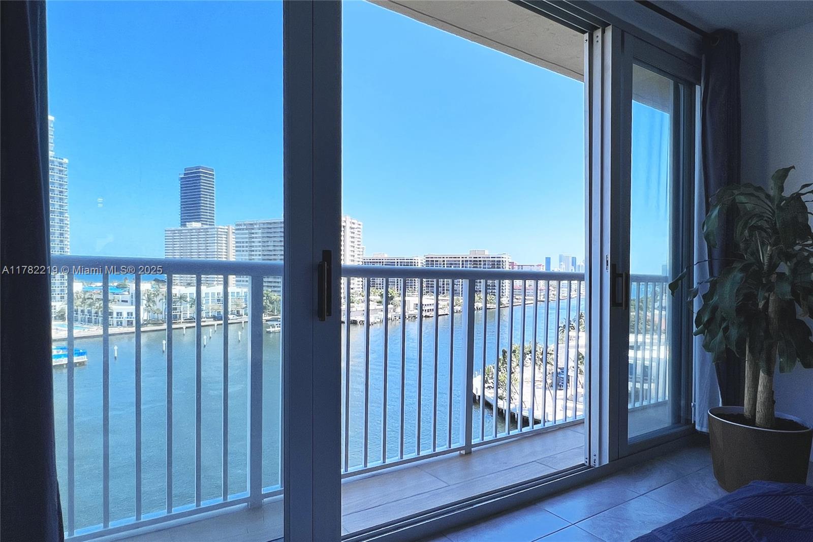 121 Golden Isles Dr 803