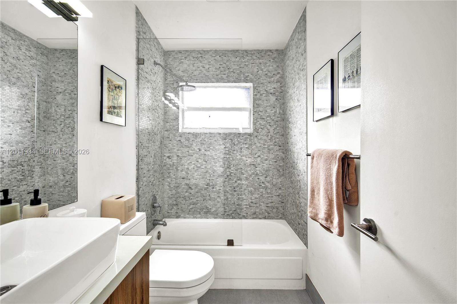 HIGHLAND GARDENS - Residential
