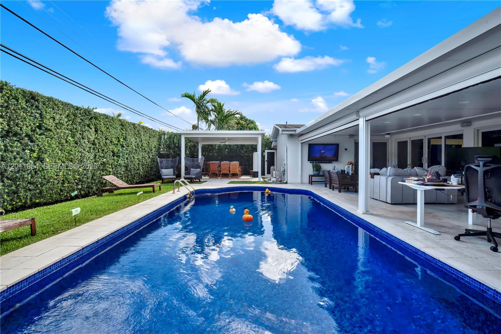HIGHLAND GARDENS - Residential