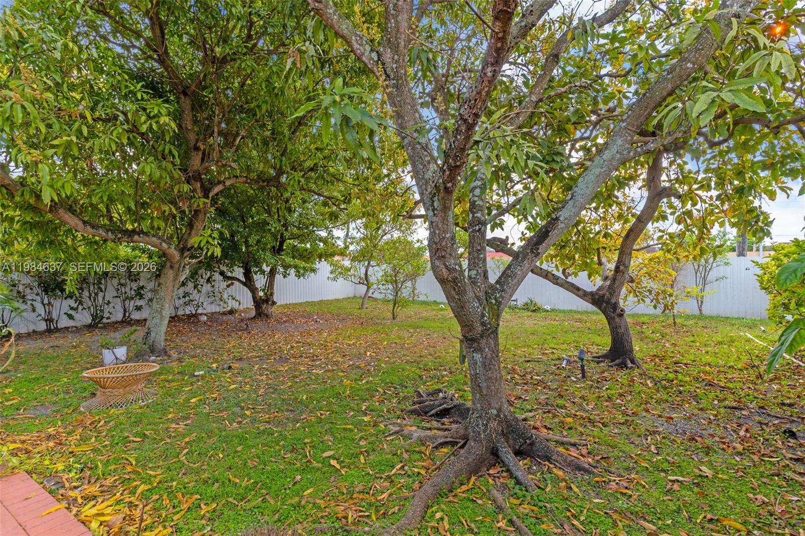 BIG FIVE HOMES - Residential