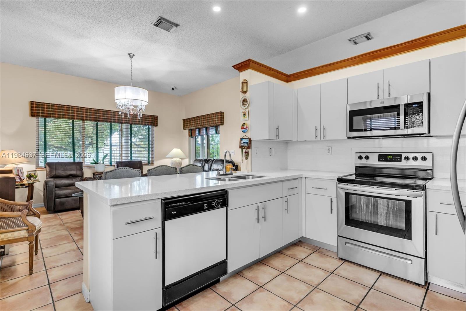 BIG FIVE HOMES - Residential