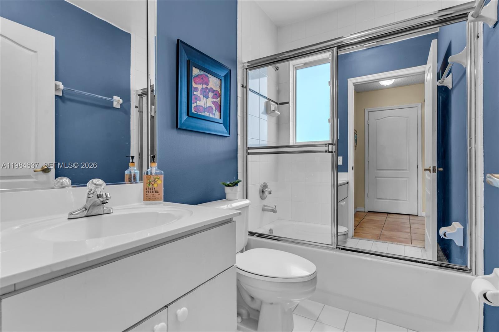 BIG FIVE HOMES - Residential