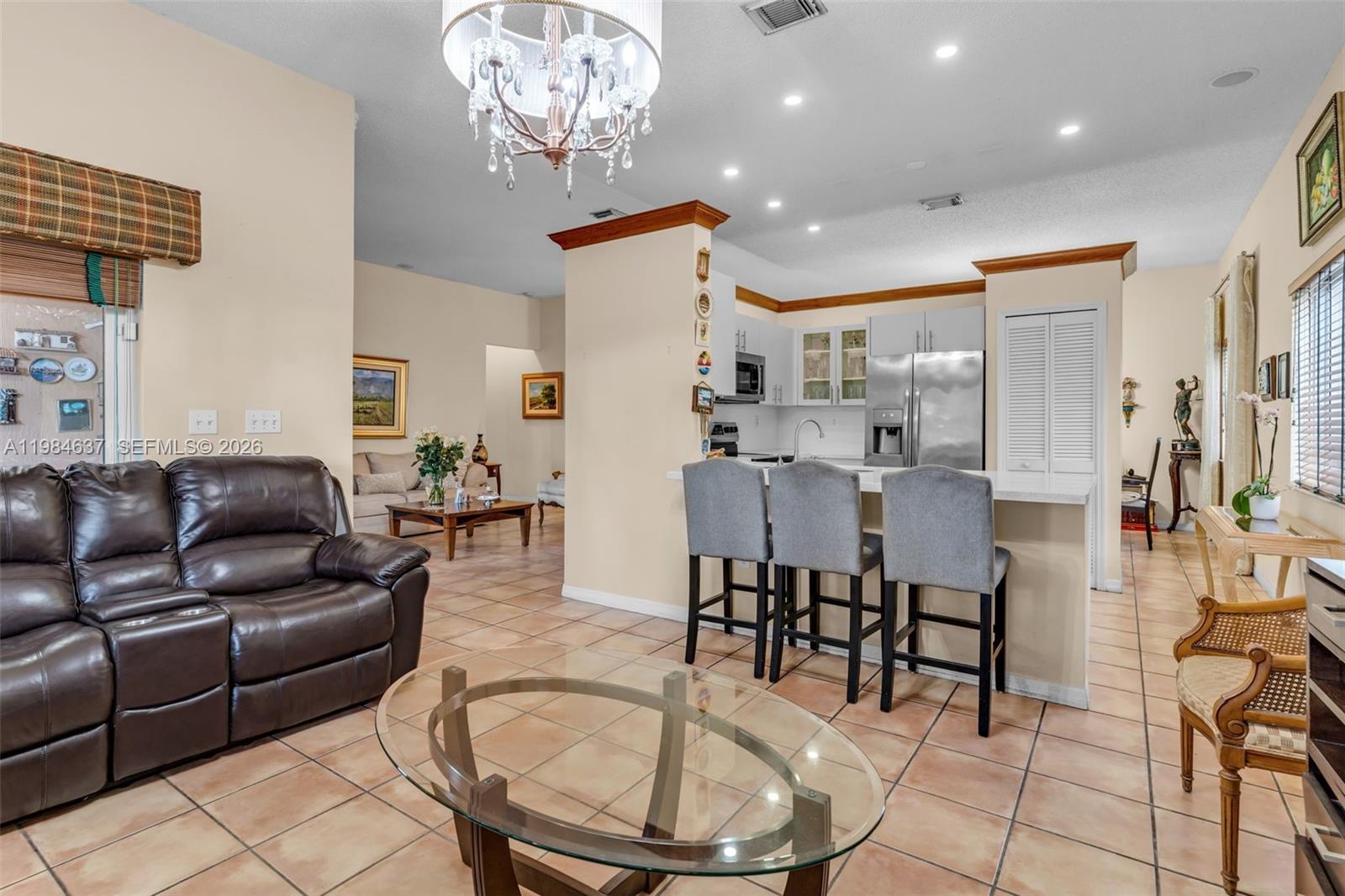 BIG FIVE HOMES - Residential