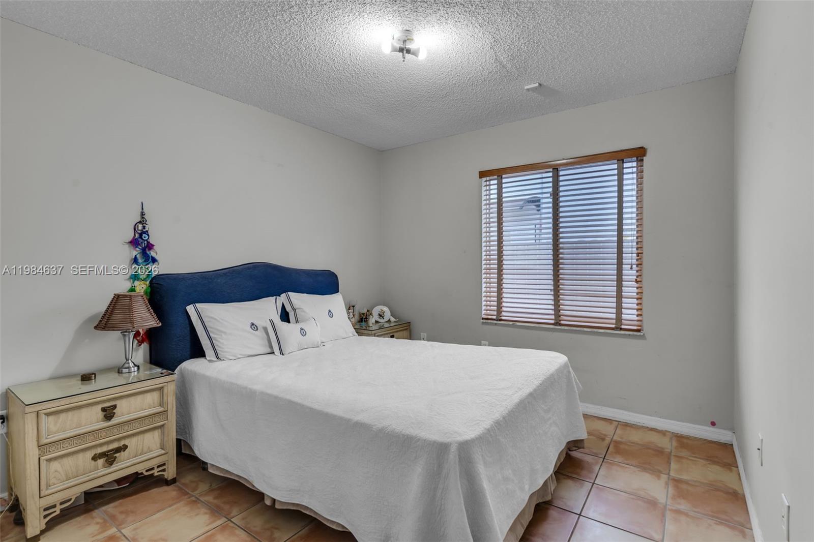 BIG FIVE HOMES - Residential