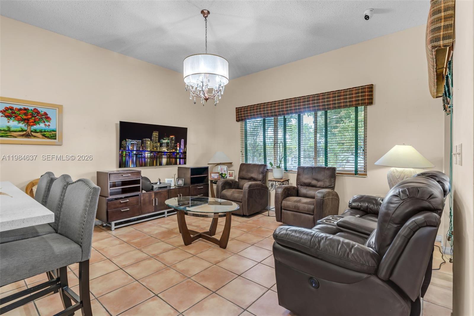 BIG FIVE HOMES - Residential