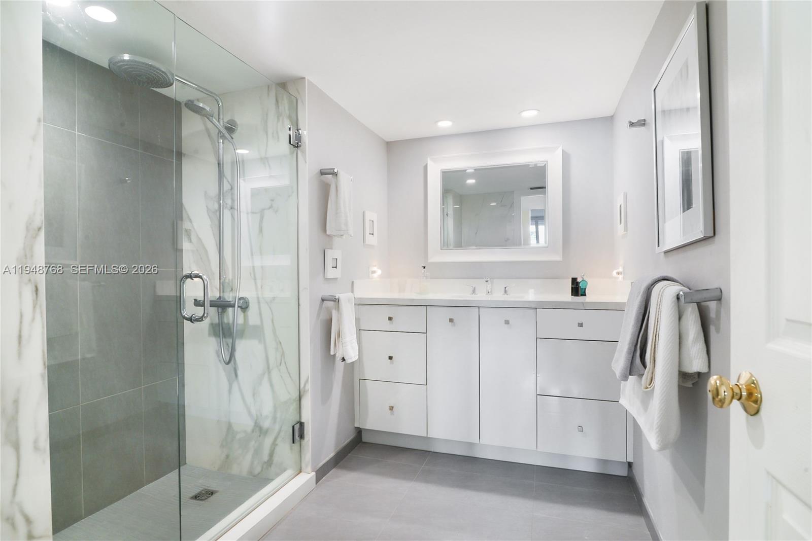 THE FOUR SEASONS - Residential