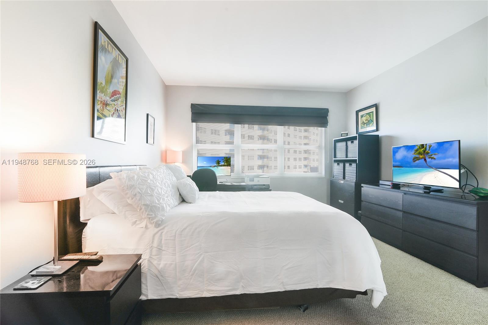 THE FOUR SEASONS - Residential