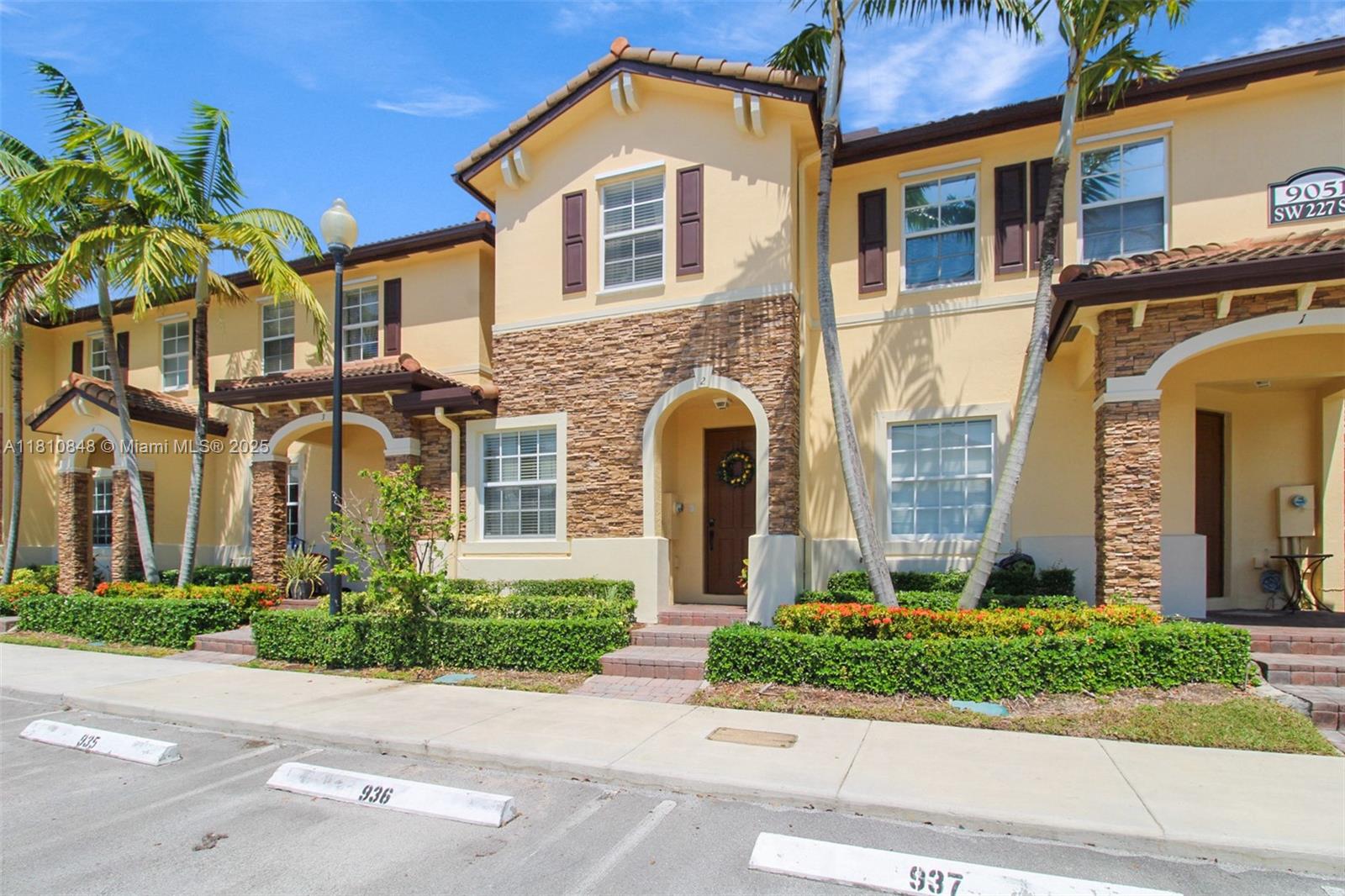 Property for Sale at 9051 Sw 227th St 2, Cutler Bay, Miami-Dade County, Florida - Bedrooms: 3 
Bathrooms: 3  - $410,000