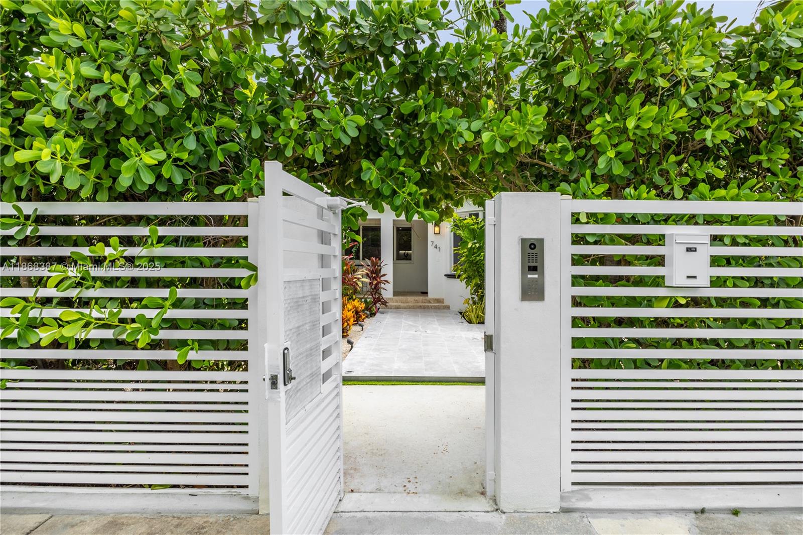 741 NE 87th St -