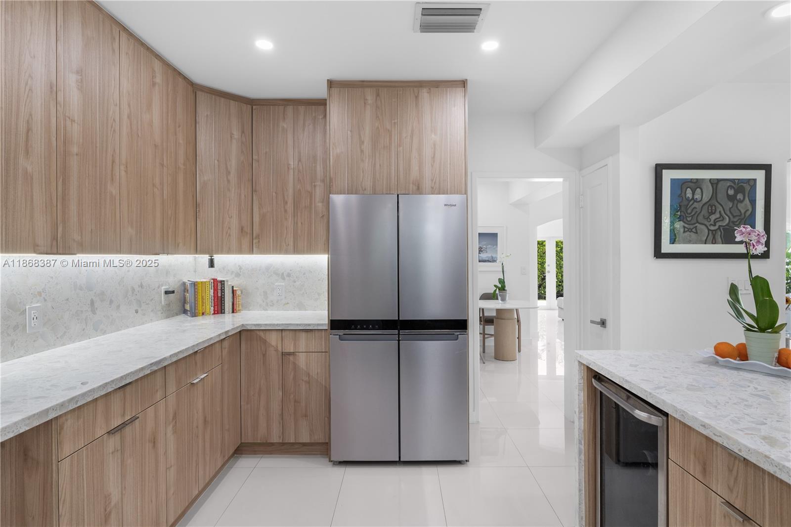 NORTH SHORE CREST - Residential Lease