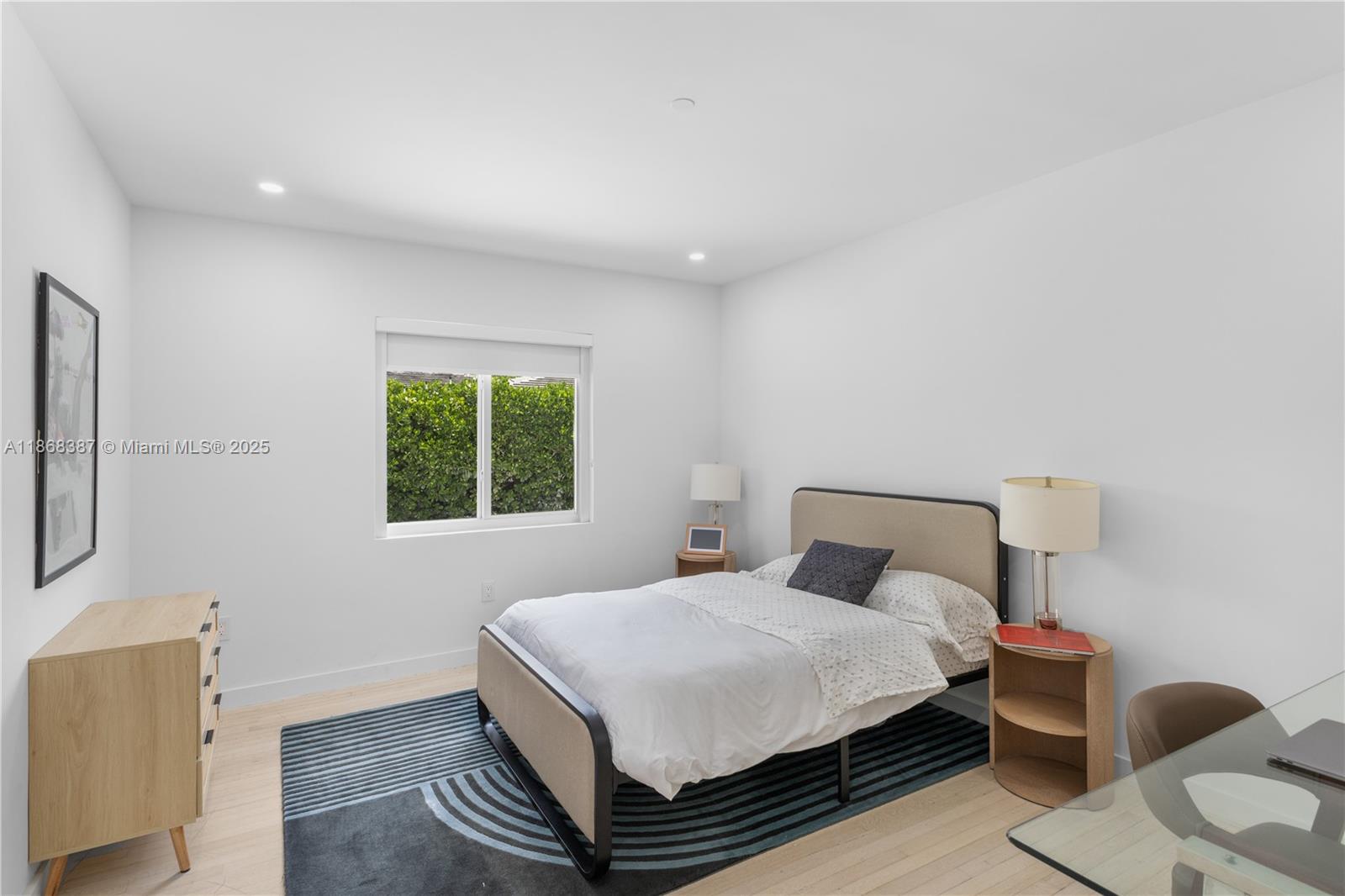 NORTH SHORE CREST - Residential Lease