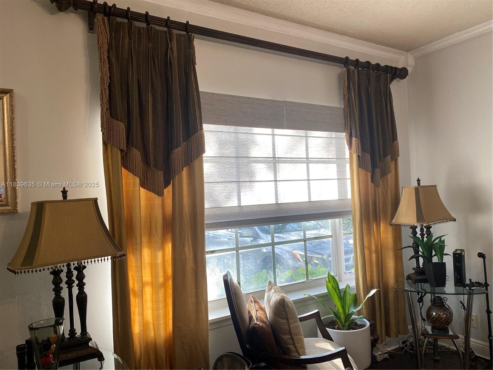 LAND SECTION 8 - Residential