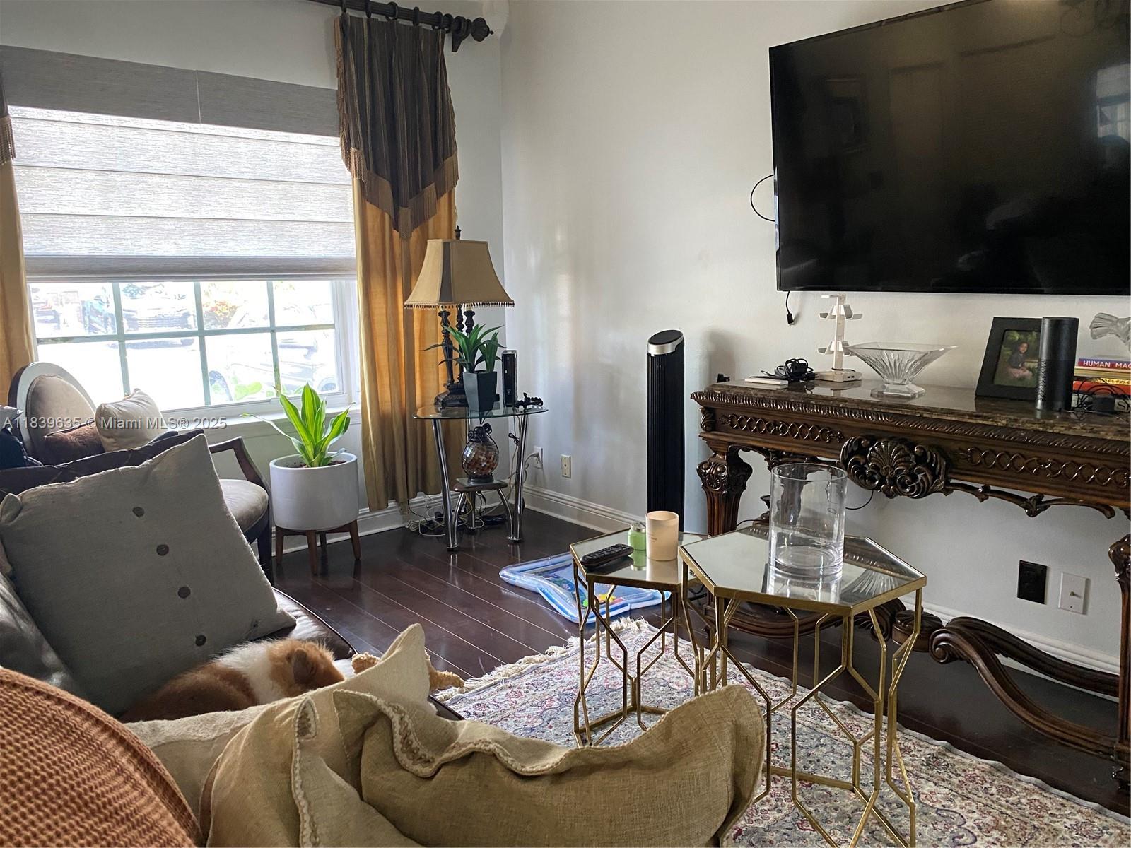 LAND SECTION 8 - Residential