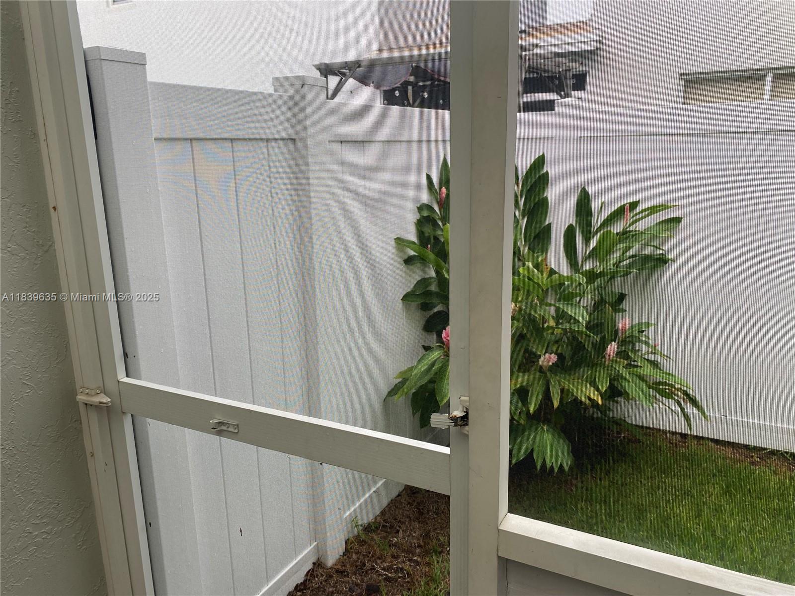 LAND SECTION 8 - Residential
