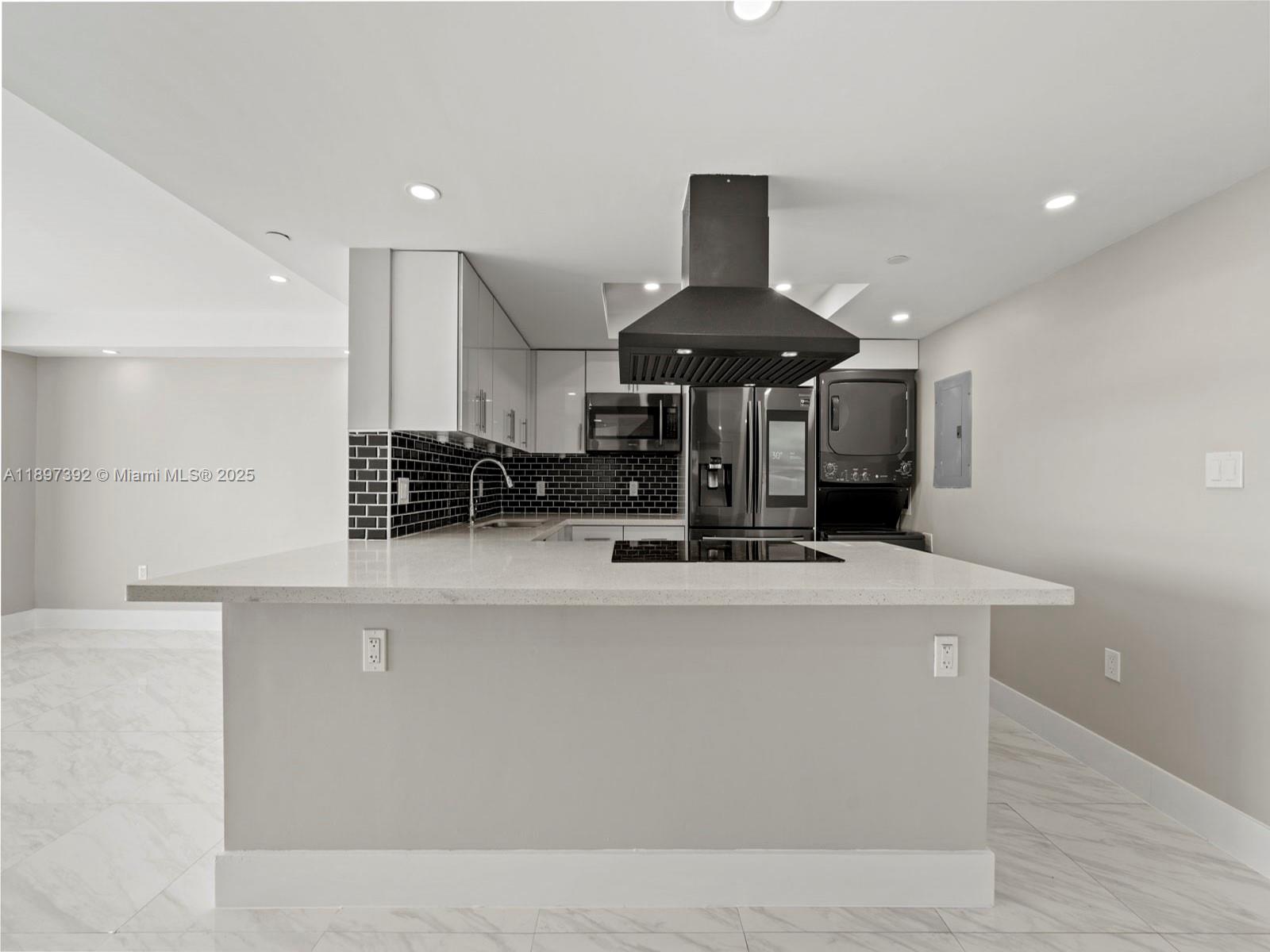 GABLES PARK TOWER CONDO - Residential
