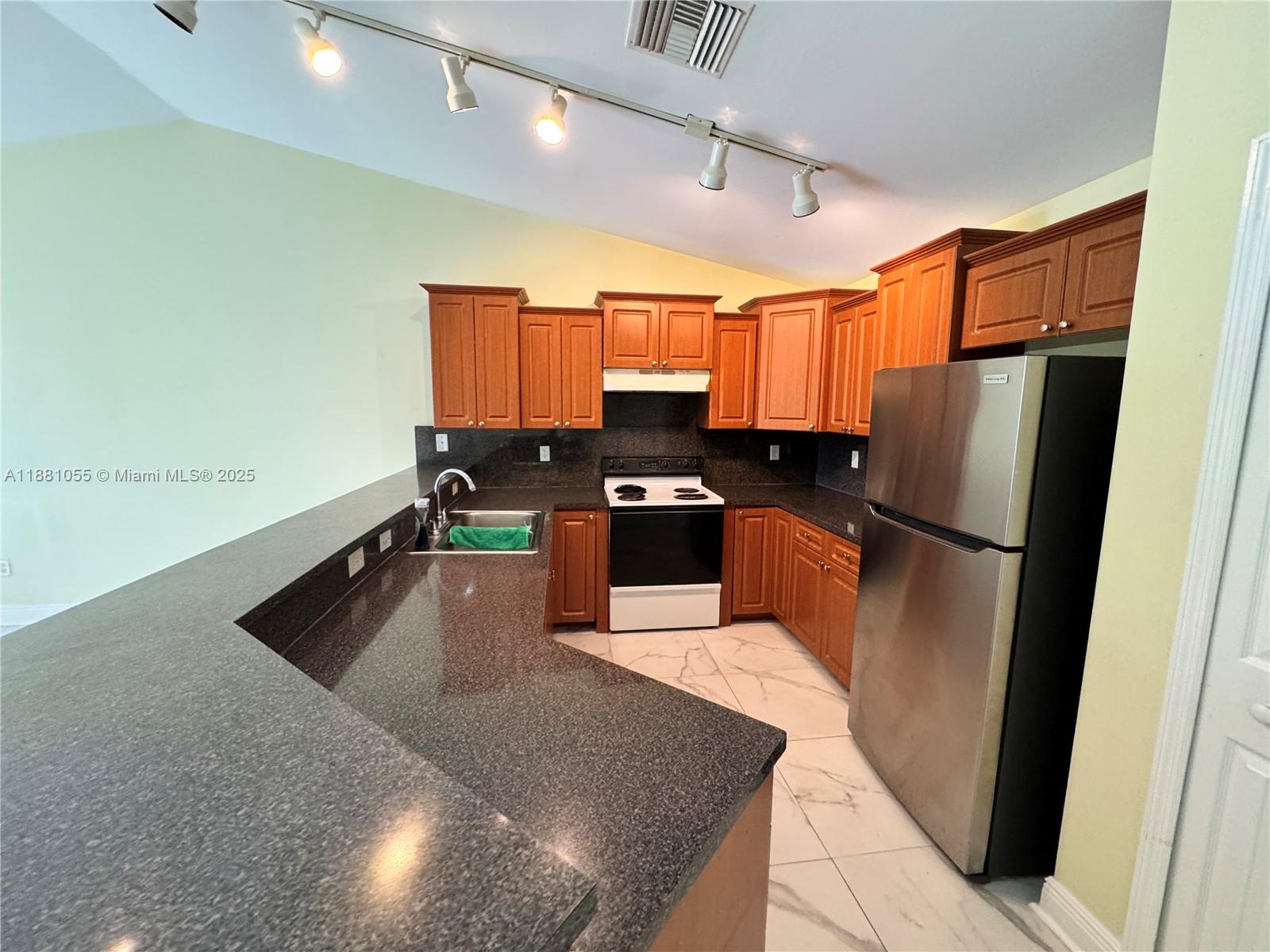 LEHIGH ACRES - Residential Lease