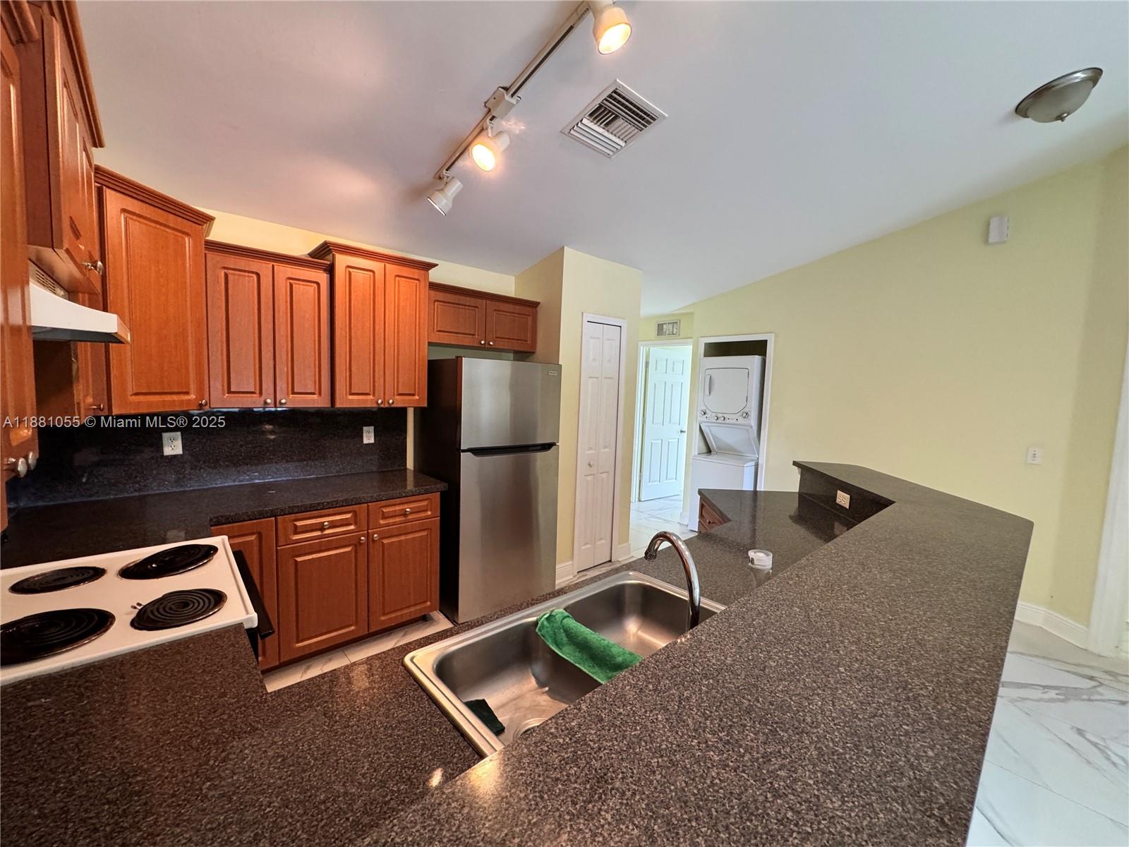 LEHIGH ACRES - Residential Lease