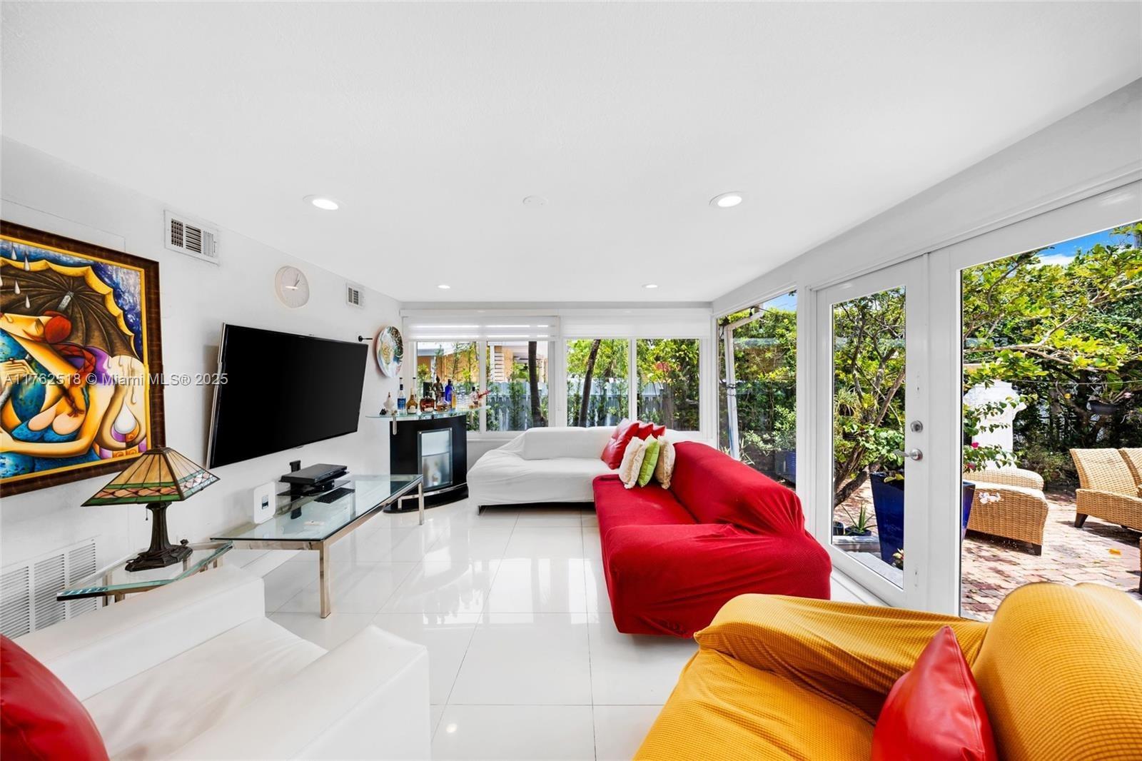 GELERNTER HEIGHTS - Residential