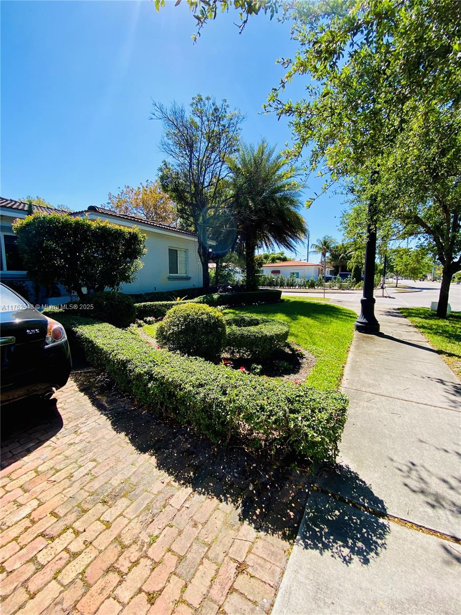 GELERNTER HEIGHTS - Residential