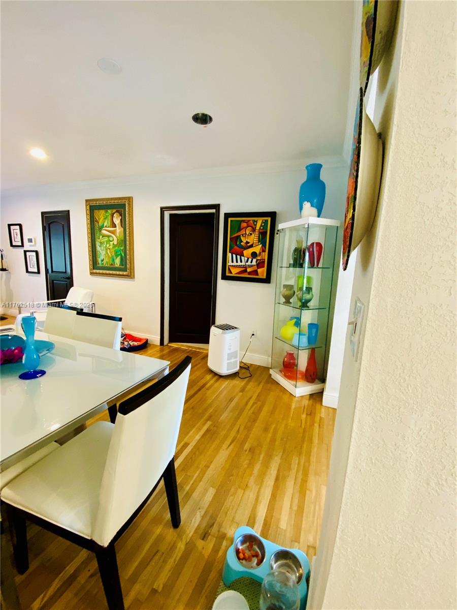 GELERNTER HEIGHTS - Residential