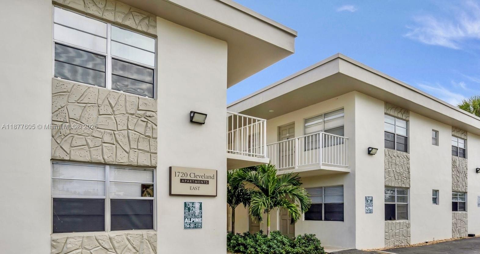 This beautifully renovated 2-bedroom, 1 bathroom apartment is offered for $2150/$75 water a month and features
* Amazing location, close to transportation, major highways, and Downtown Hollywood
* large closets, spacious bedrooms, and a large living room
* gorgeous high-end designer kitchen, with quartz countertops
* stainless steel appliances
* beautiful gardens and pool on the property