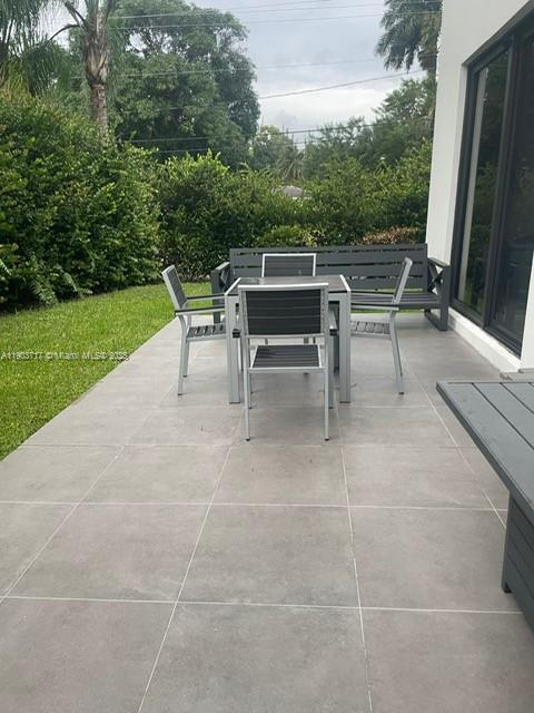 REVISED PLAT OF CANAL GRO - Residential Lease