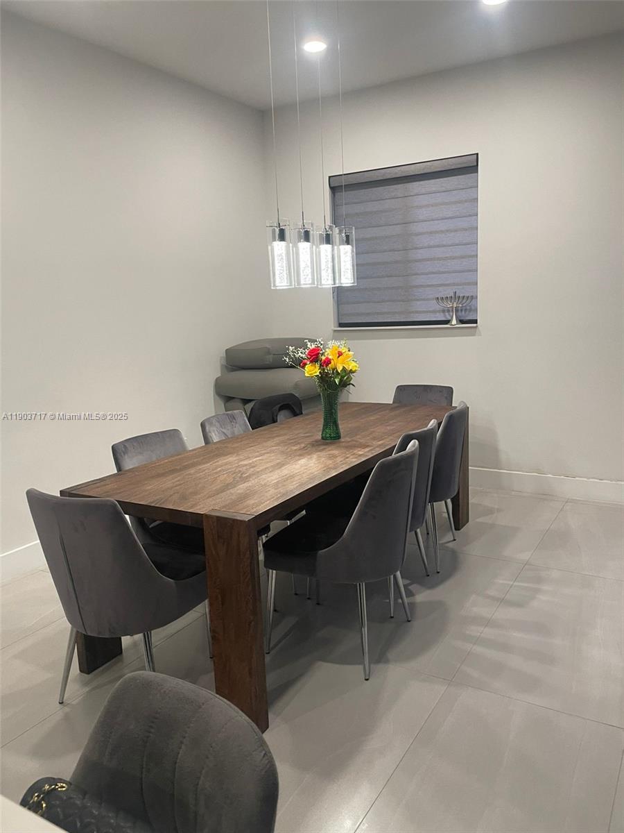 REVISED PLAT OF CANAL GRO - Residential Lease