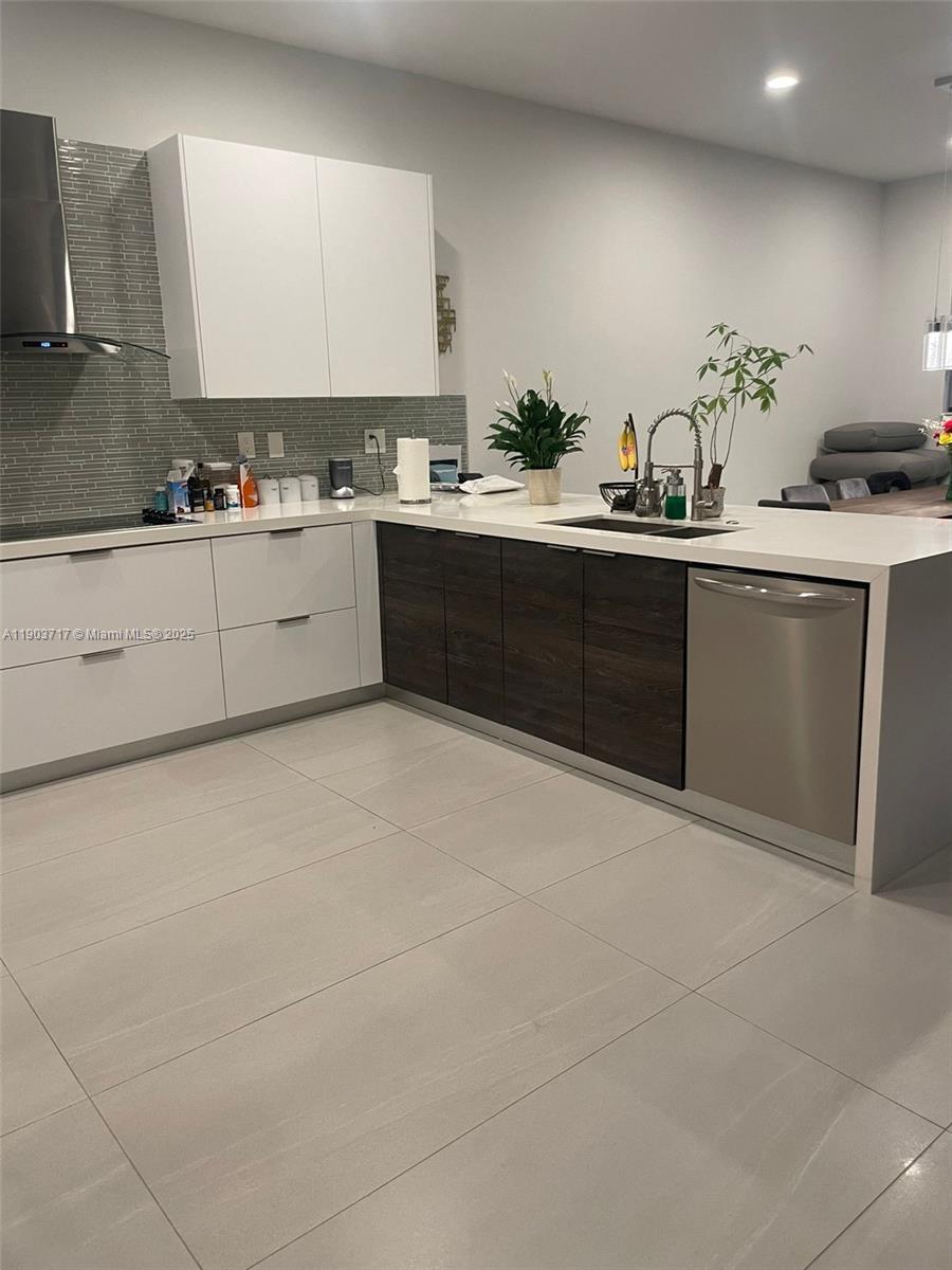 REVISED PLAT OF CANAL GRO - Residential Lease