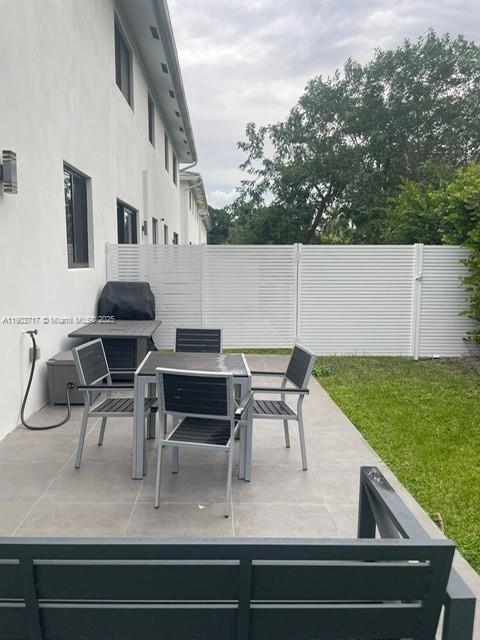 REVISED PLAT OF CANAL GRO - Residential Lease