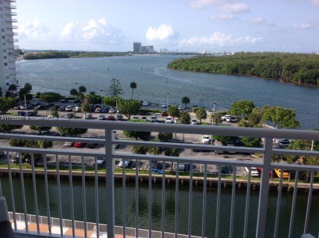 COASTAL TOWERS CONDO - Residential