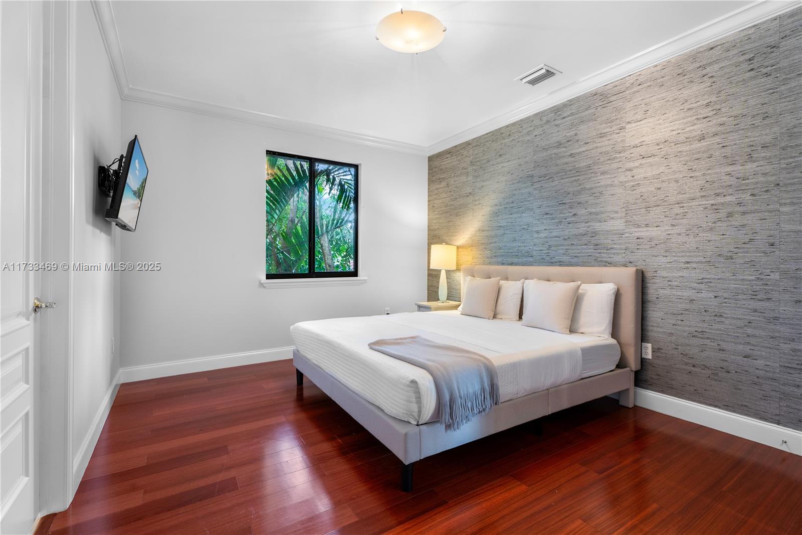 SUNSHINE VISTAS - Residential