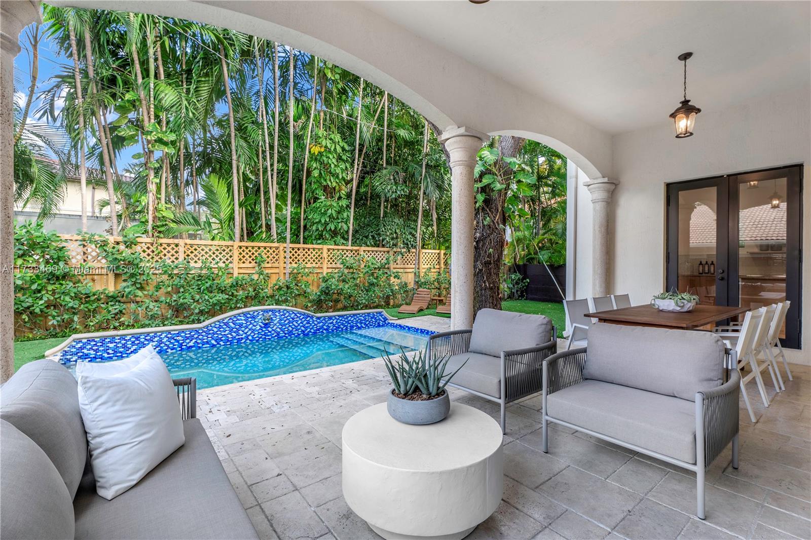 SUNSHINE VISTAS - Residential