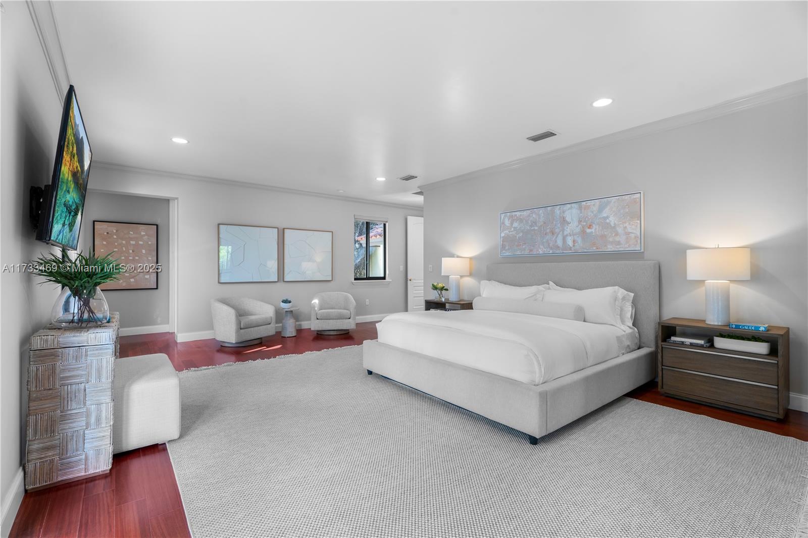 SUNSHINE VISTAS - Residential