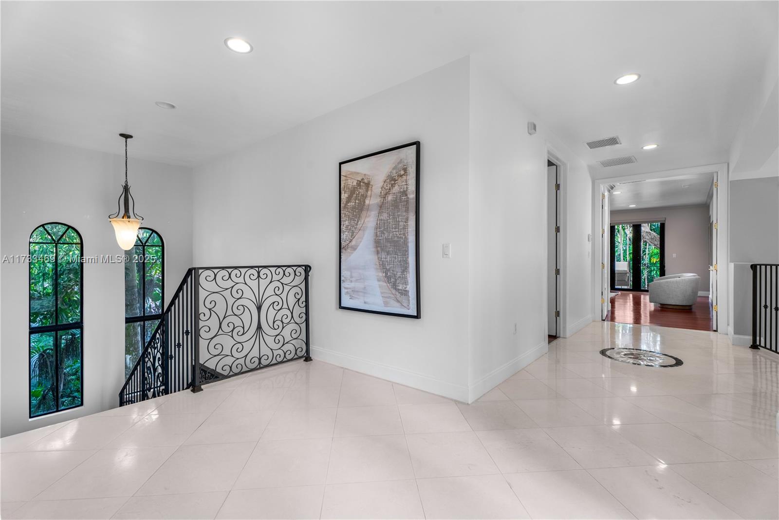 SUNSHINE VISTAS - Residential
