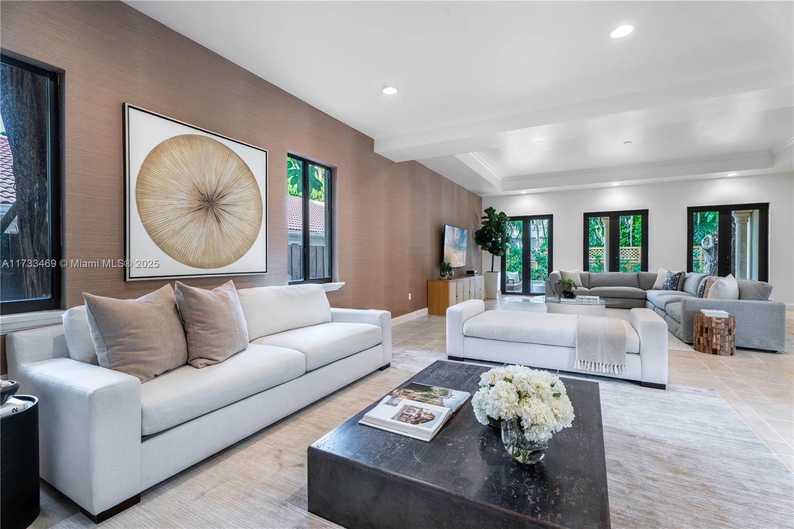 SUNSHINE VISTAS - Residential