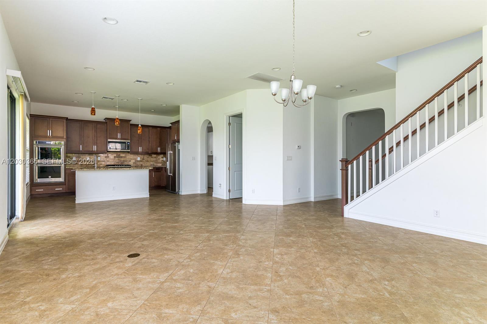 9350 Solstice Cir