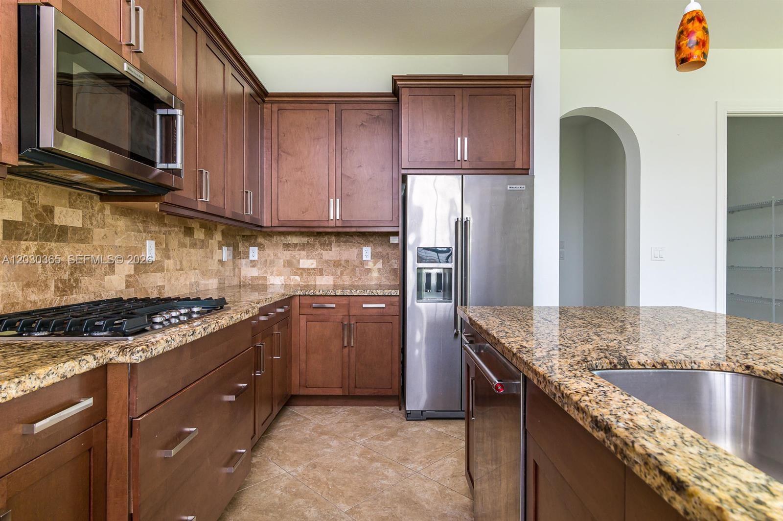 9350 Solstice Cir