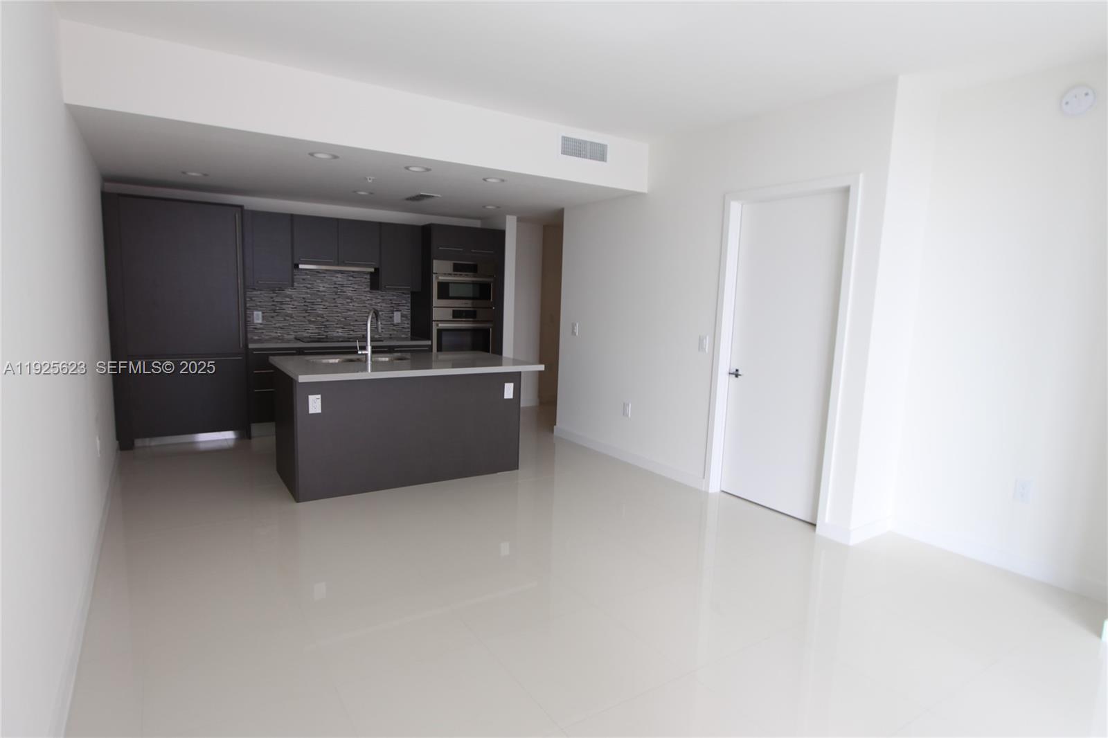 MIDTOWN DORAL CONDO 4 - Residential