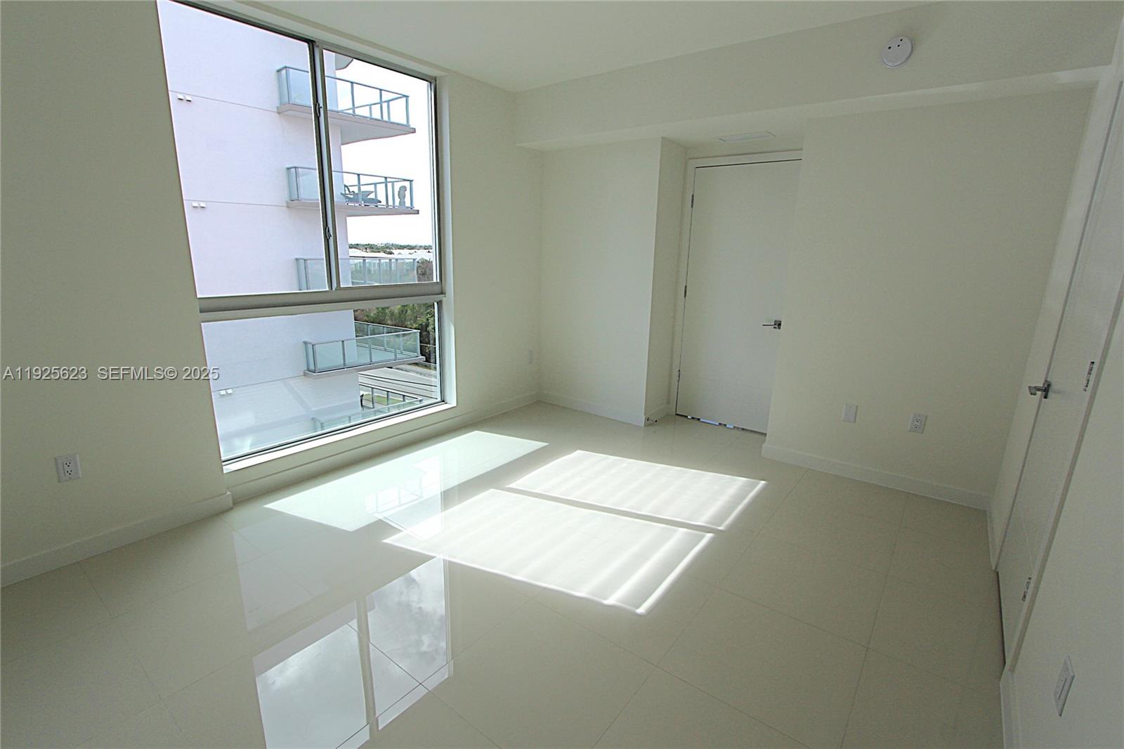 MIDTOWN DORAL CONDO 4 - Residential