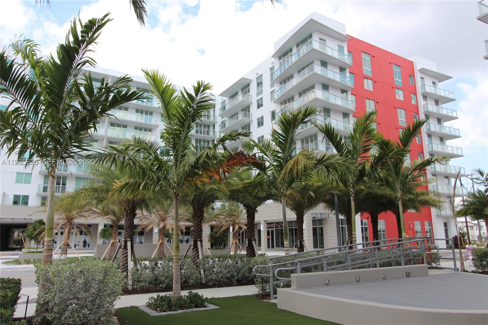 MIDTOWN DORAL CONDO 4 - Residential