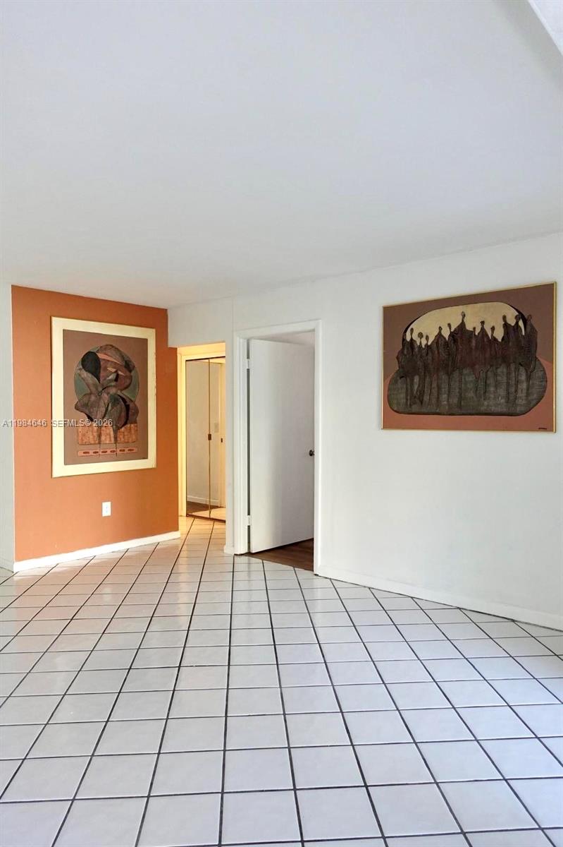 BOCA CAPRI CONDO APTS SLY - Residential