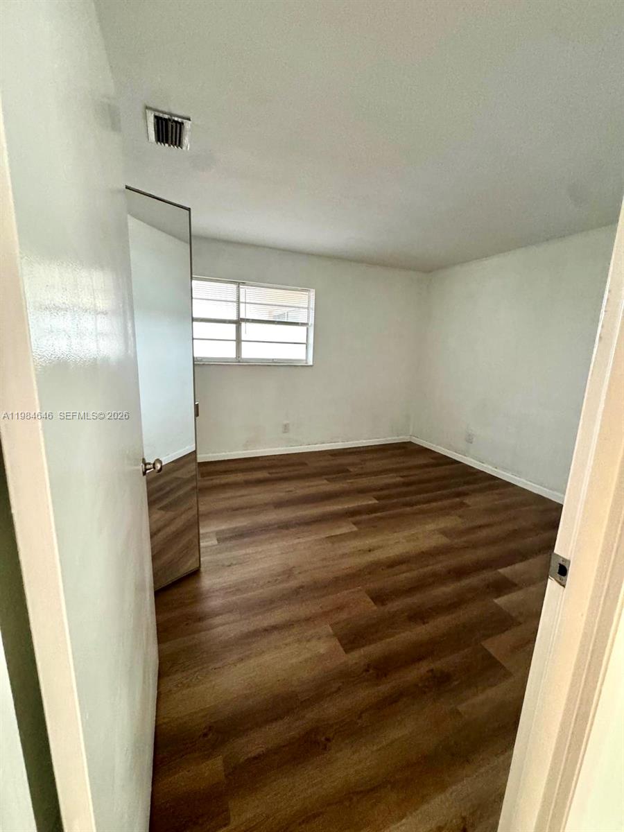 BOCA CAPRI CONDO APTS SLY - Residential